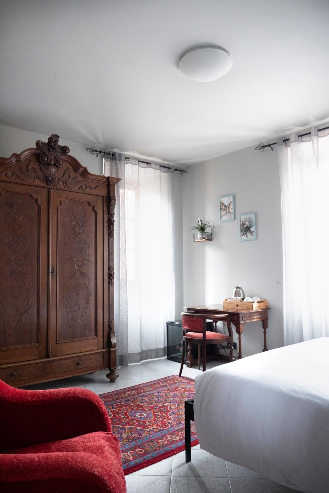 Bed and Breakfast L'Aromatario à Neive Extérieur photo