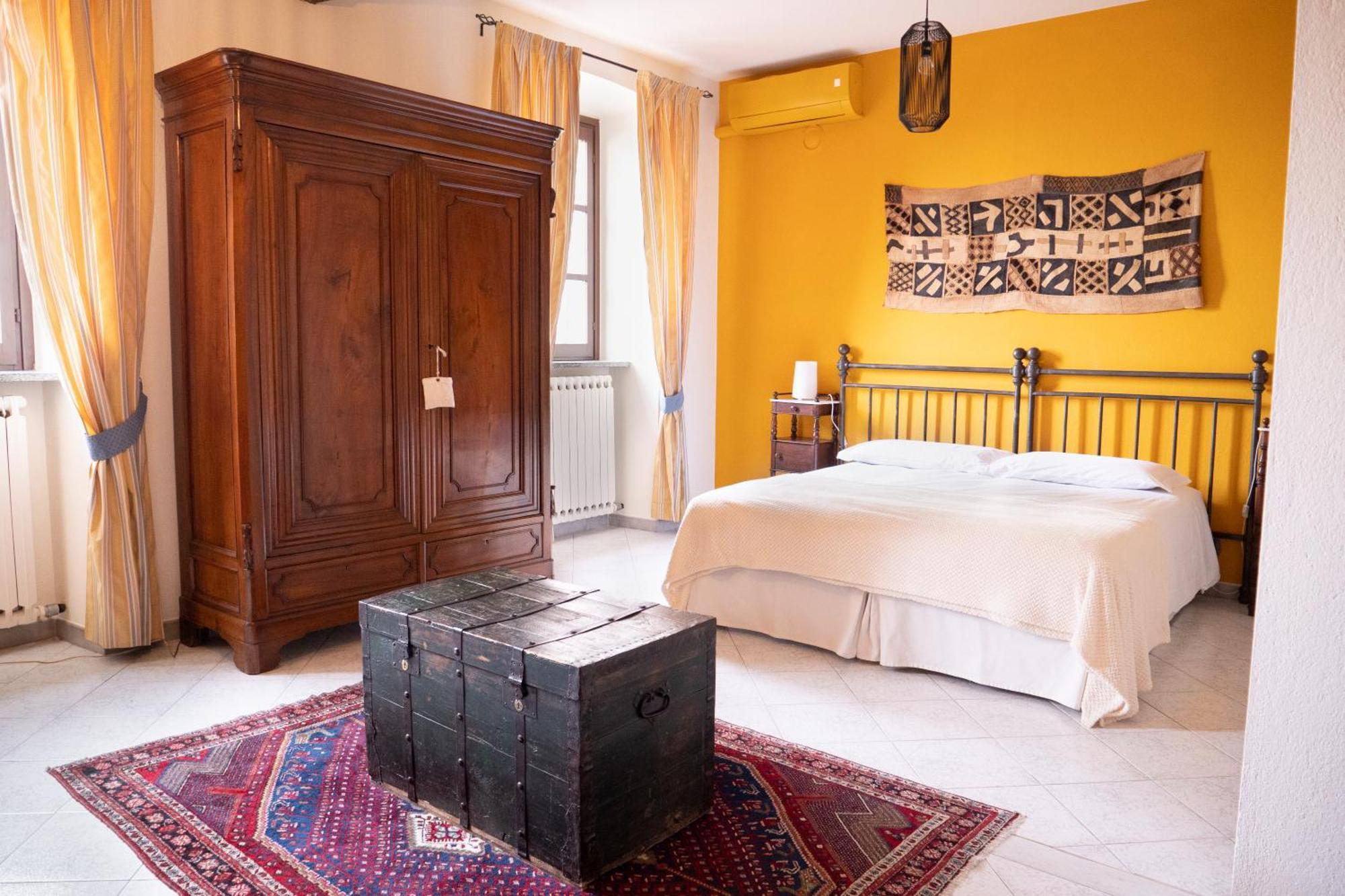Bed and Breakfast L'Aromatario à Neive Extérieur photo