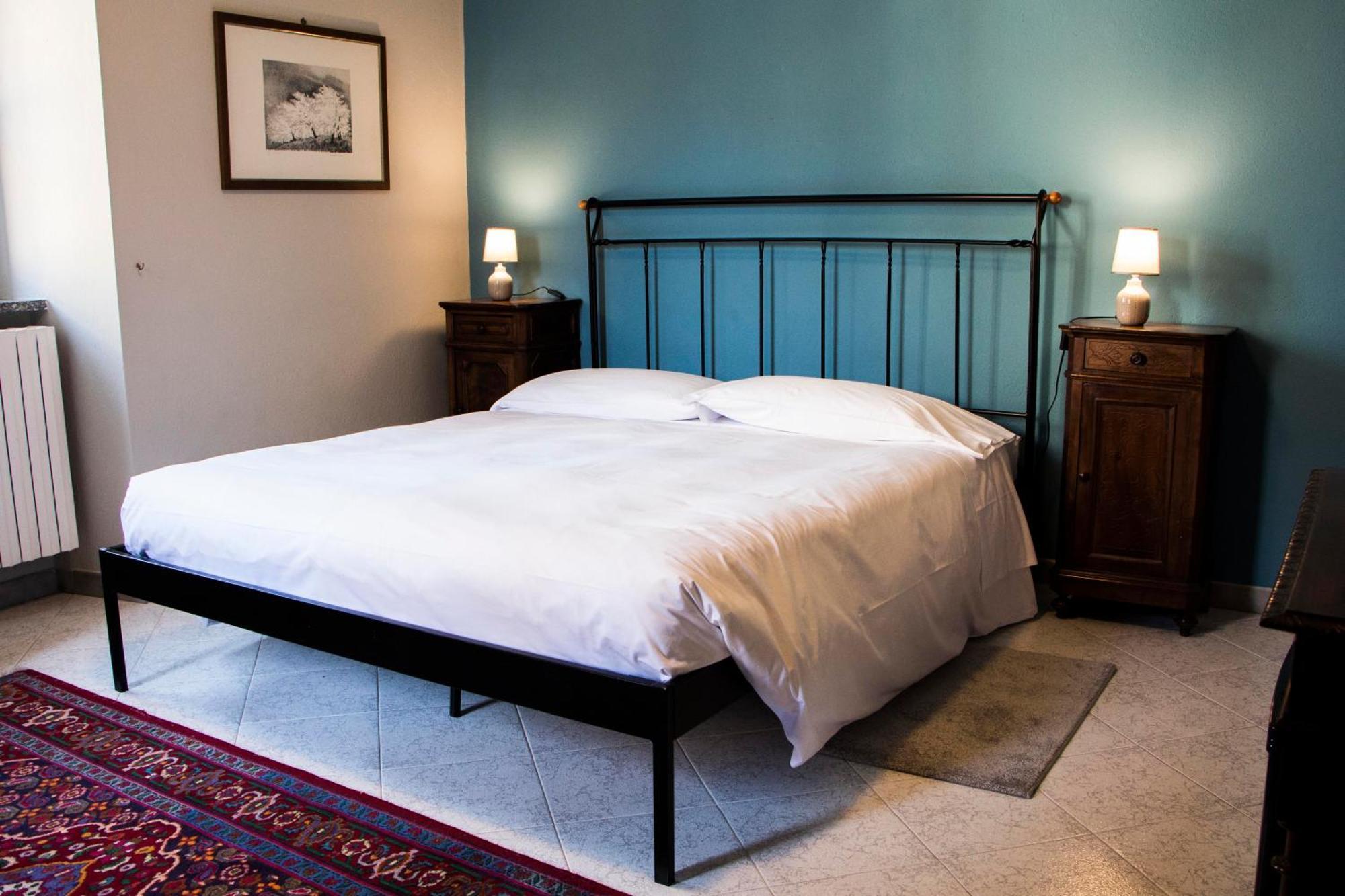 Bed and Breakfast L'Aromatario à Neive Extérieur photo