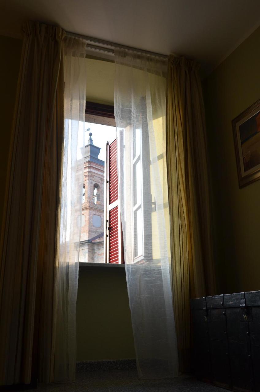 Bed and Breakfast L'Aromatario à Neive Extérieur photo