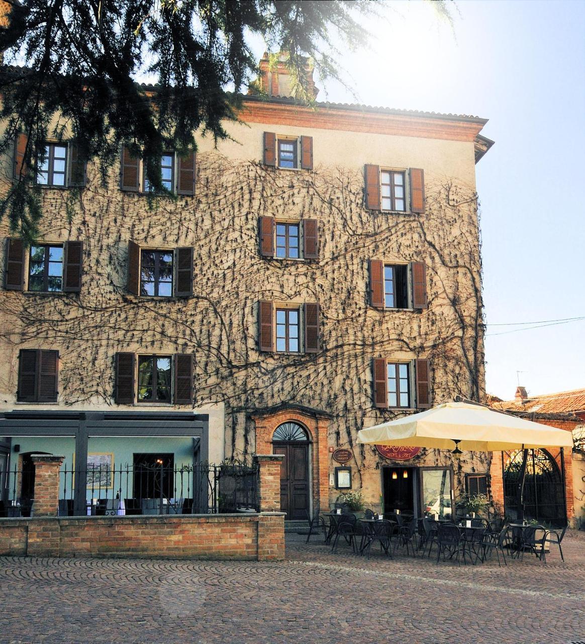 Bed and Breakfast L'Aromatario à Neive Extérieur photo